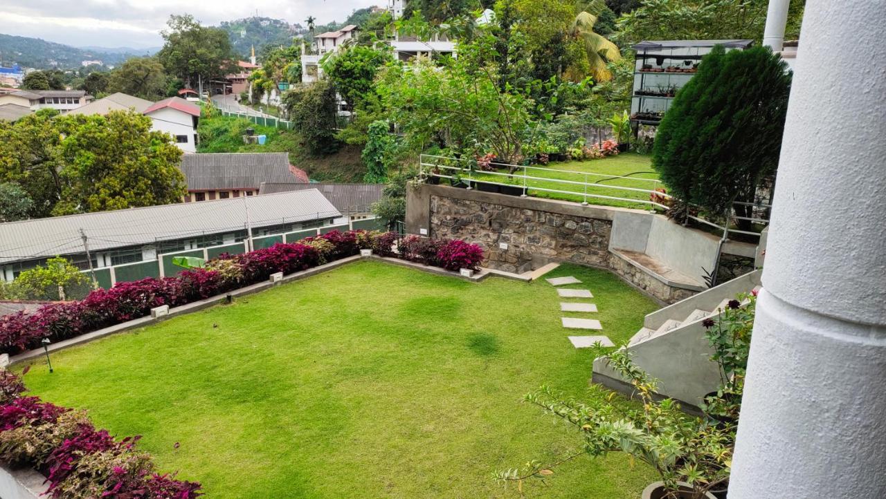 Marvel Hills Kandy Exteriör bild